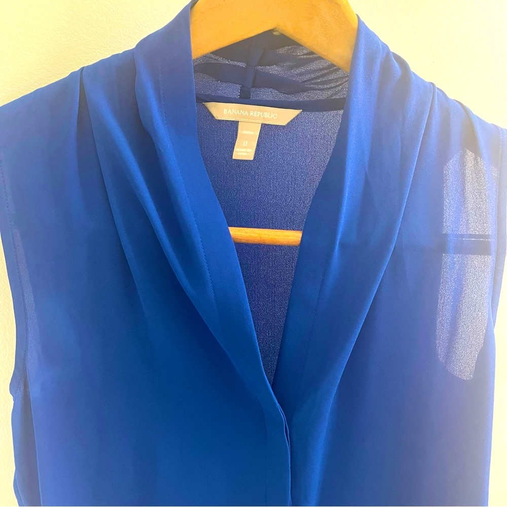 Banana Republic Sleeveless Blouse